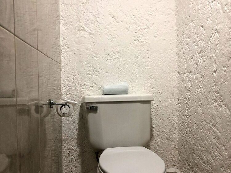 בית מלון כפרי Los Cocos Chetumal