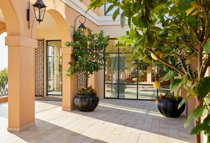 Отель Nido, Mar Bella Collection