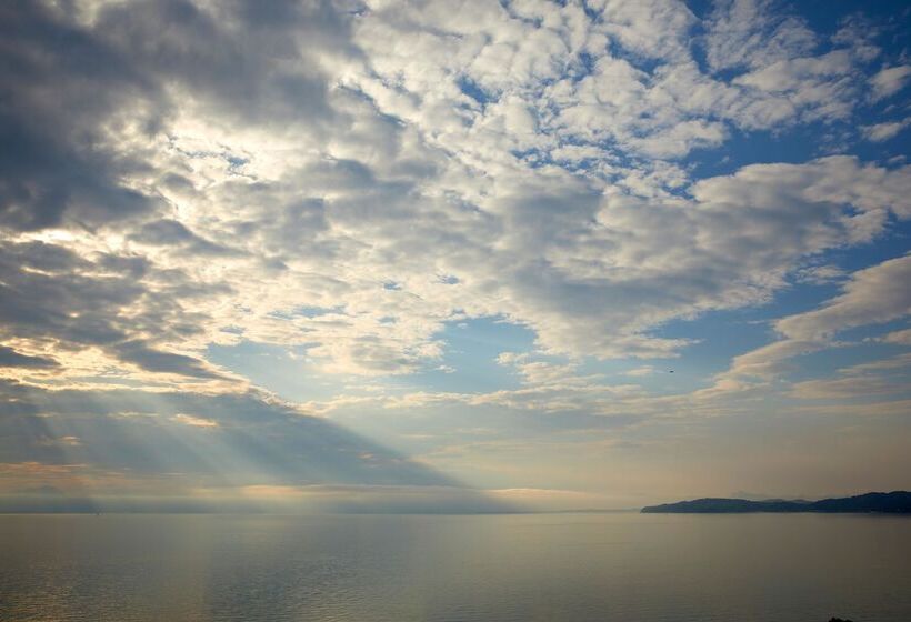 Отель Nido, Mar Bella Collection