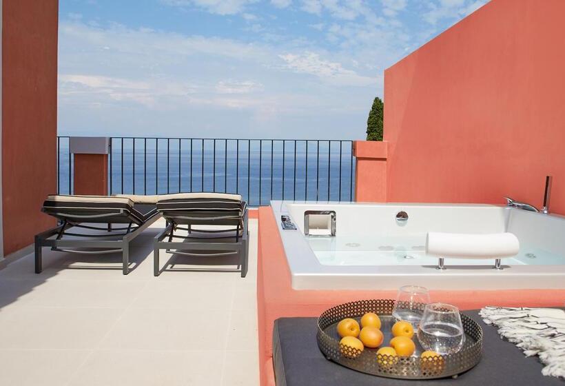 Отель Nido, Mar Bella Collection