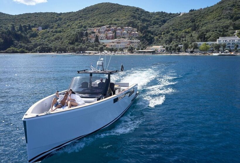 Отель Nido, Mar Bella Collection