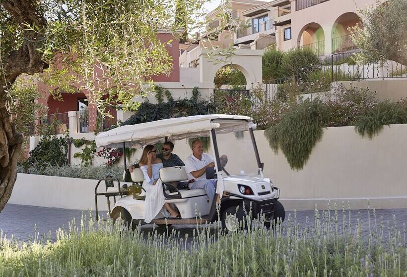 Отель Nido, Mar Bella Collection