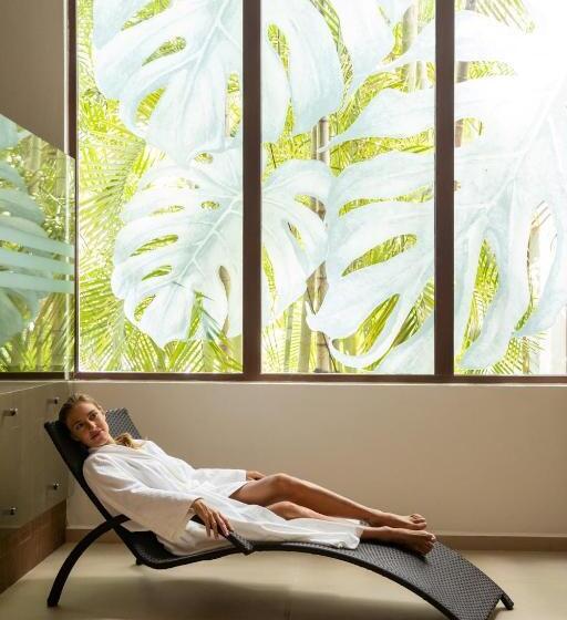 Отель Margaritaville Island Reserve Riviera Cancún A Karisma - All Inclusive Experience For All