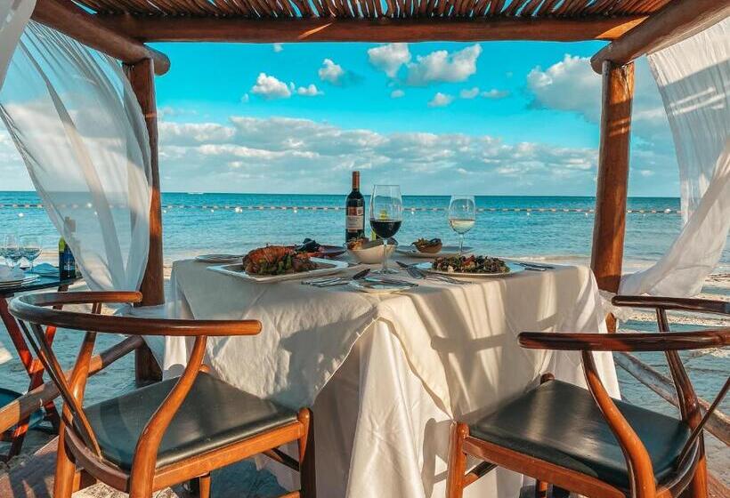 Отель Margaritaville Island Reserve Riviera Cancún A Karisma - All Inclusive Experience For All