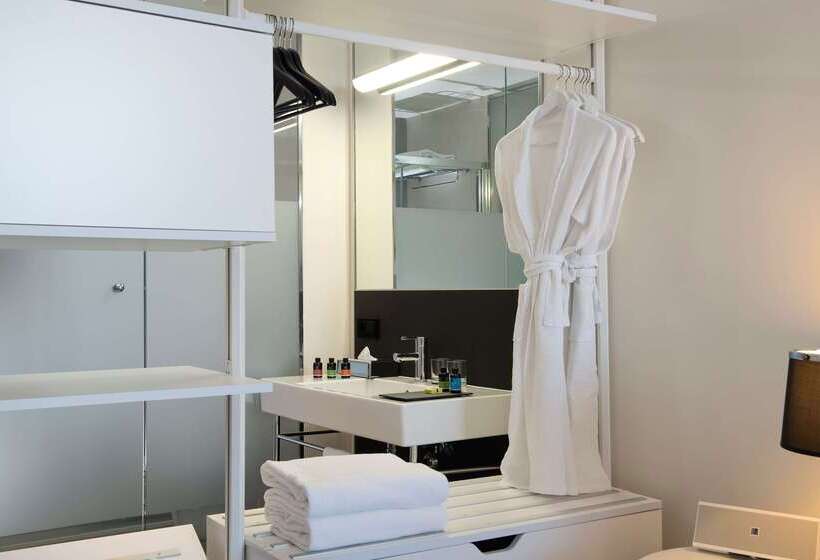 هتل Melia South Beach