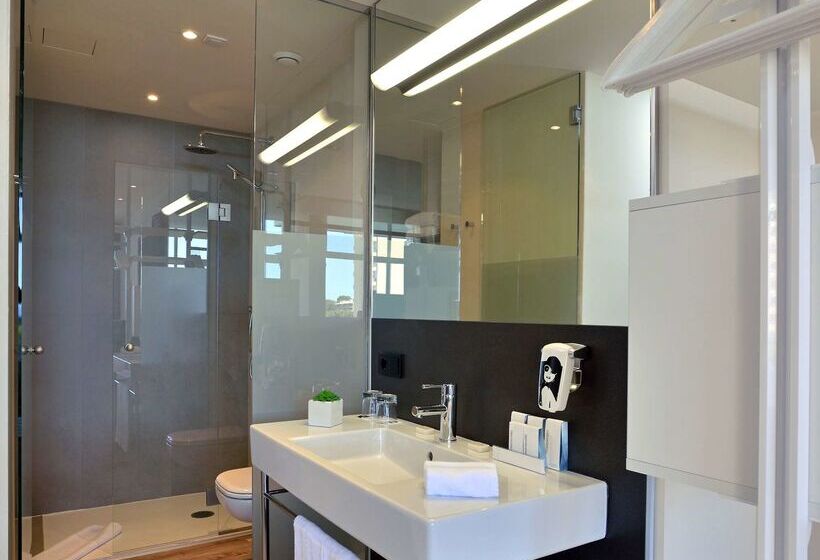 هتل Melia South Beach