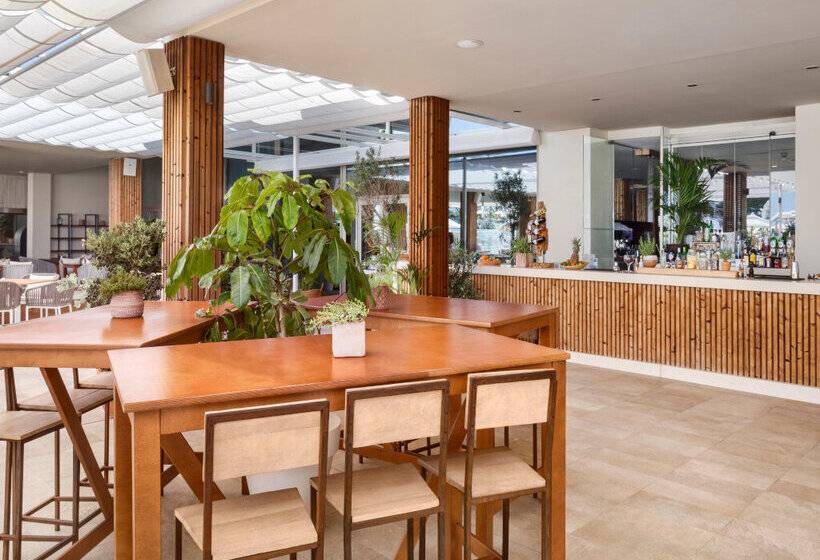 هتل Melia South Beach