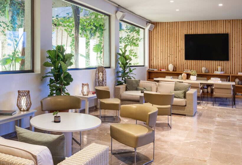 هتل Melia South Beach