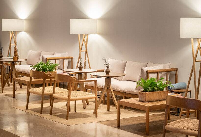 هتل Melia South Beach