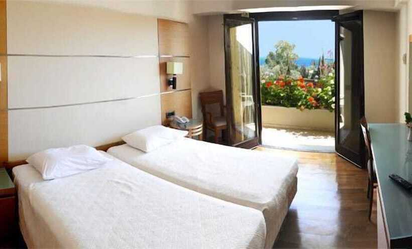 Miramare Hotel Eretria