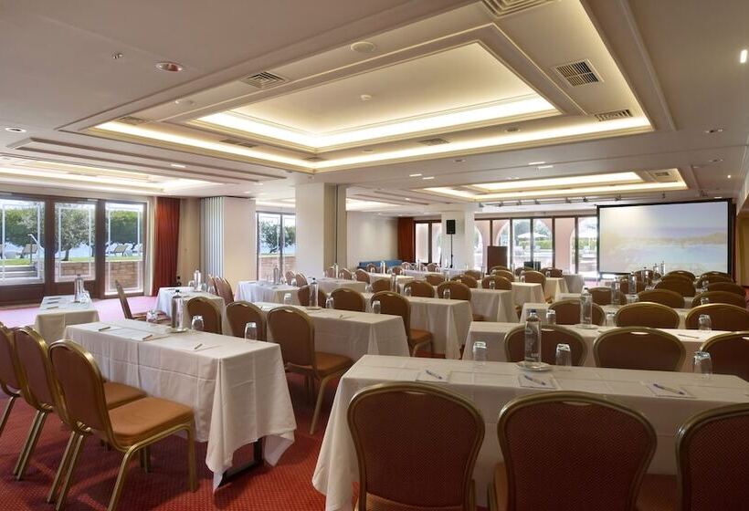 هتل Negroponte Resort Eretria