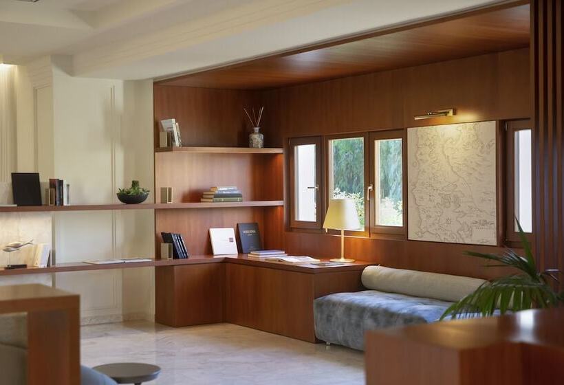 هتل Negroponte Resort Eretria