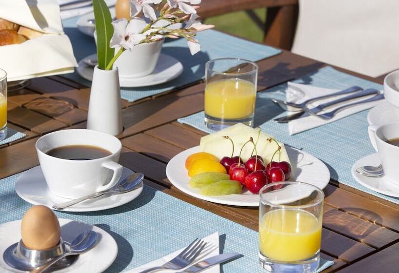 هتل Negroponte Resort Eretria