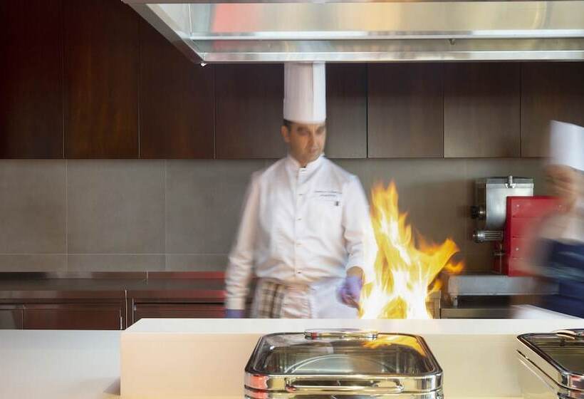 هتل Negroponte Resort Eretria