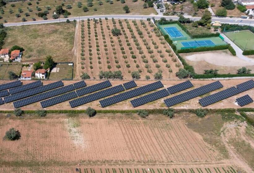 هتل Negroponte Resort Eretria