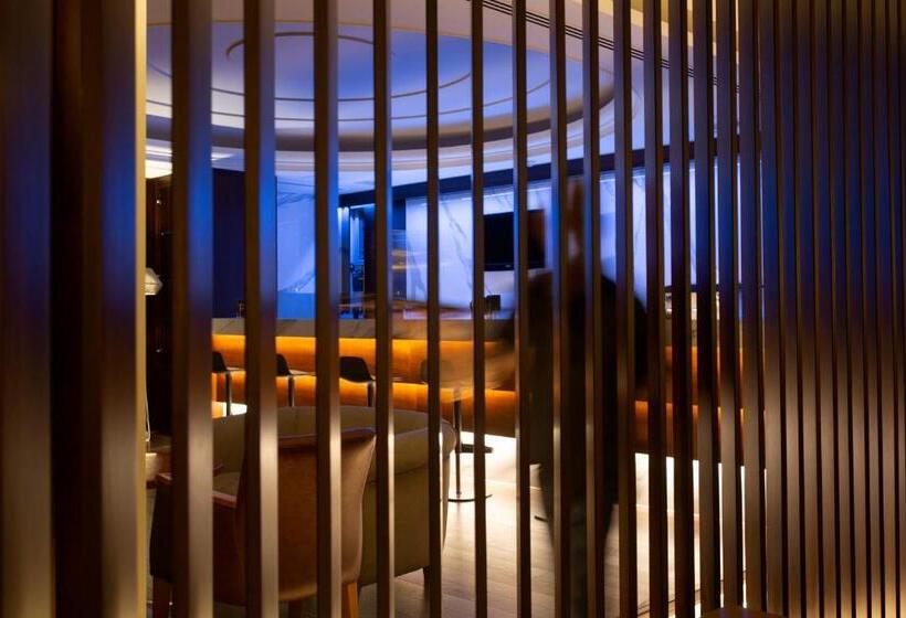 هتل Negroponte Resort Eretria