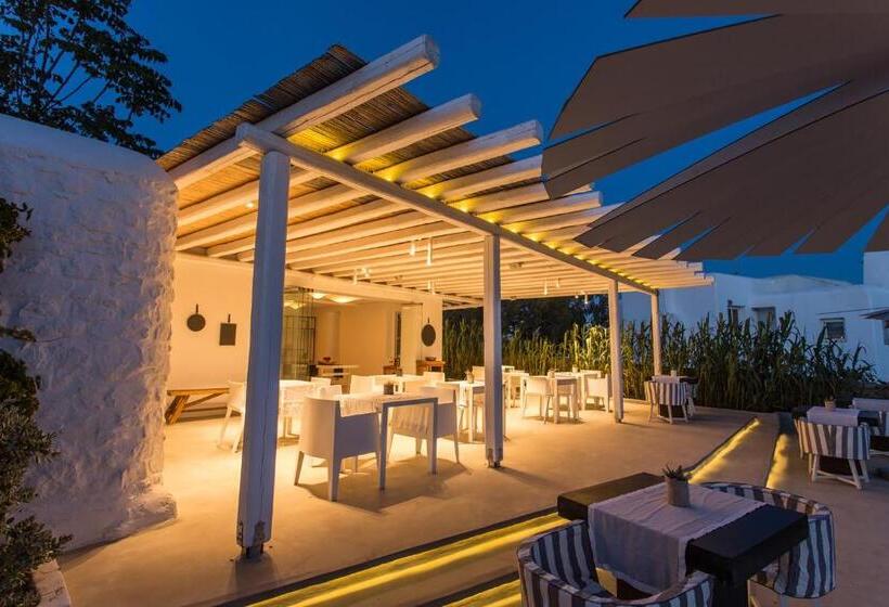 Отель Ostraco Suites