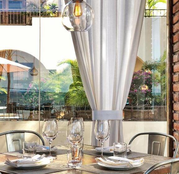 ホテル Posada De Las Flores La Paz