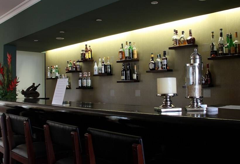 ホテル Quinta Funchal Gardens   Adults Only