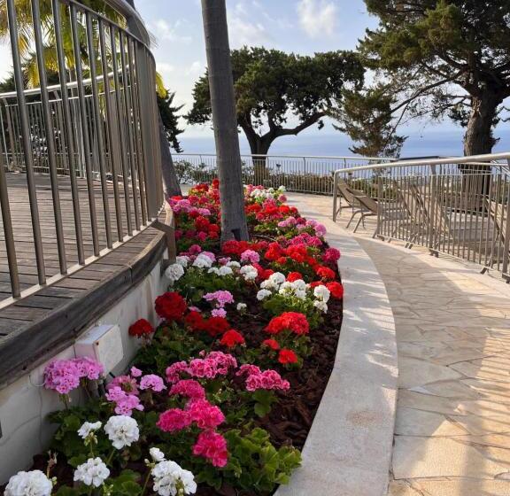 ホテル Quinta Funchal Gardens   Adults Only