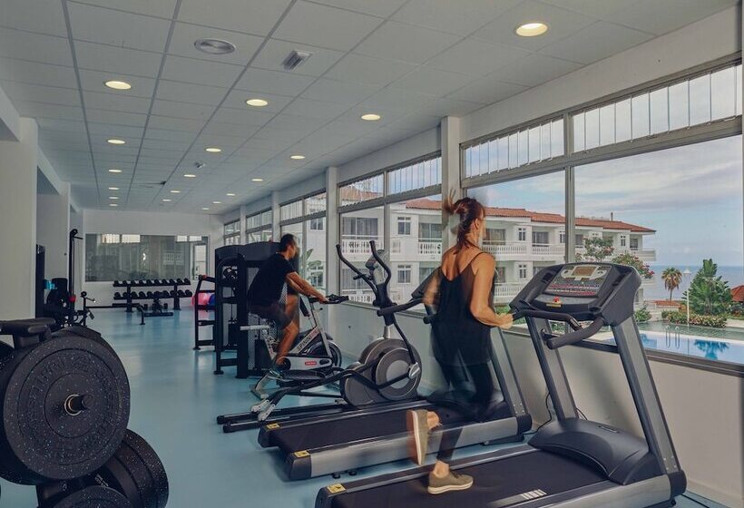 فندق Route Active