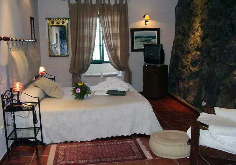 هتل Rural Costa Salada