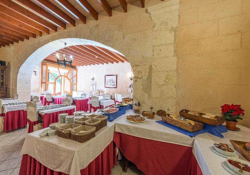 Сельский отель Petit  Rural Son Jorda