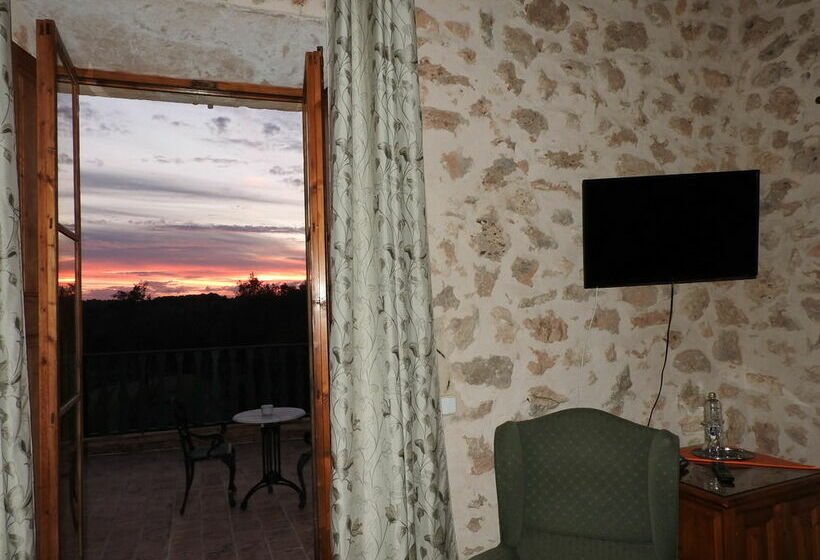 Hotel Rural Son Xotano