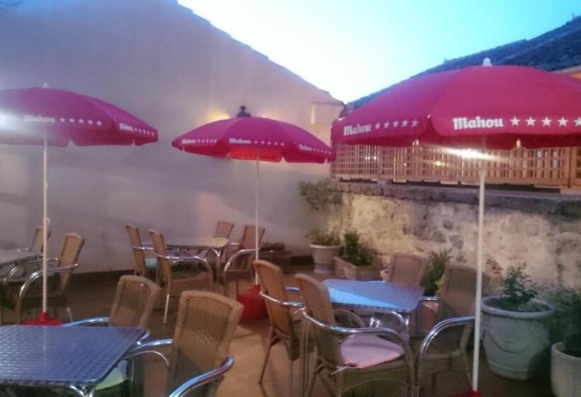 هتل Rural Vado Del Duratón