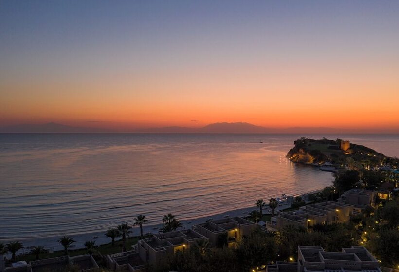 فندق Sani Asterias