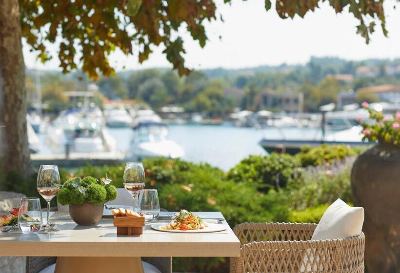 فندق Sani Asterias