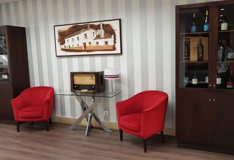 ホテル Santa Cruz Village