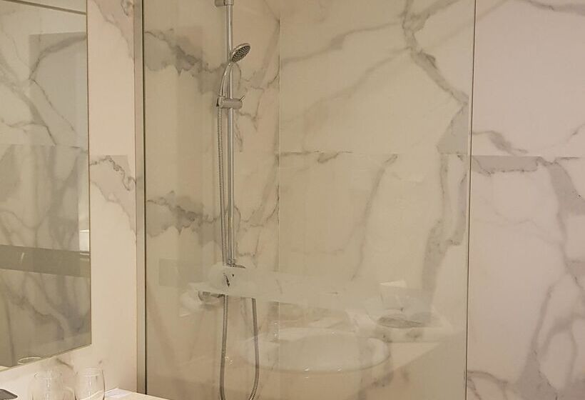 ホテル Santa Cruz Village