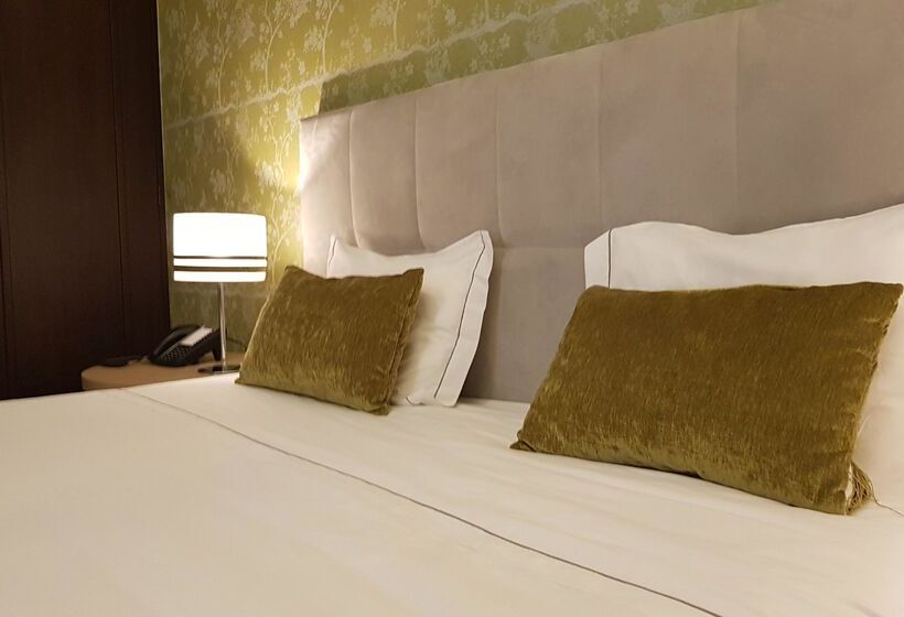 ホテル Santa Cruz Village