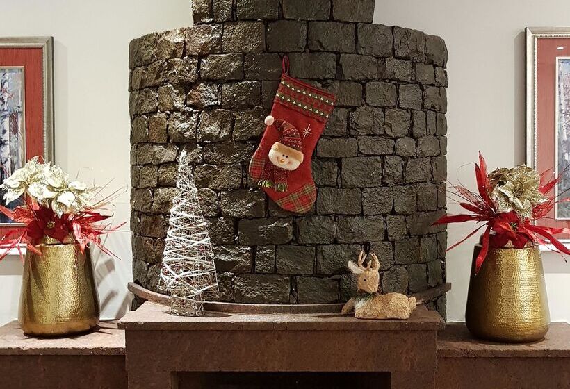 ホテル Santa Cruz Village