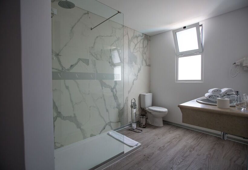 ホテル Santa Cruz Village