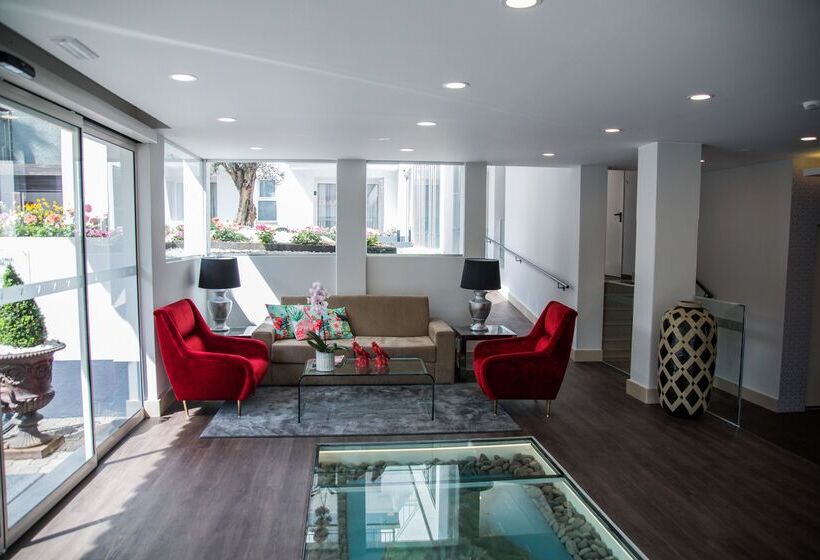 ホテル Santa Cruz Village