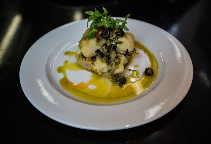 ホテル Santa Cruz Village