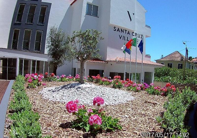 ホテル Santa Cruz Village