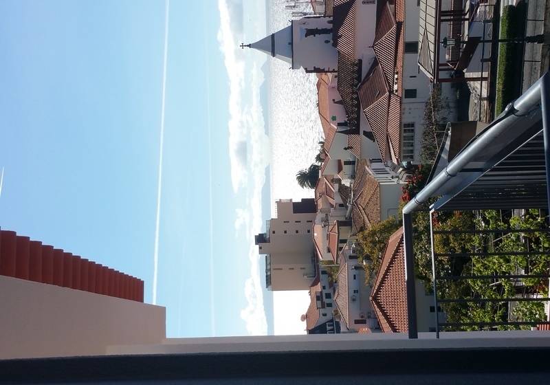 ホテル Santa Cruz Village