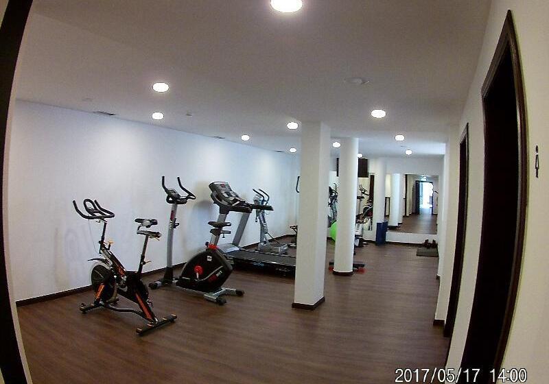 ホテル Santa Cruz Village