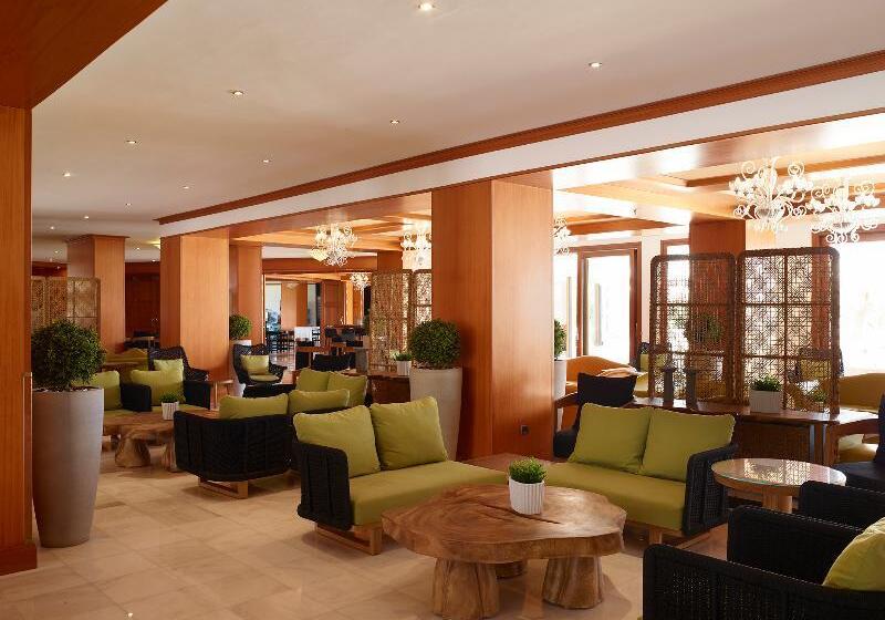 Отель Serita Beach