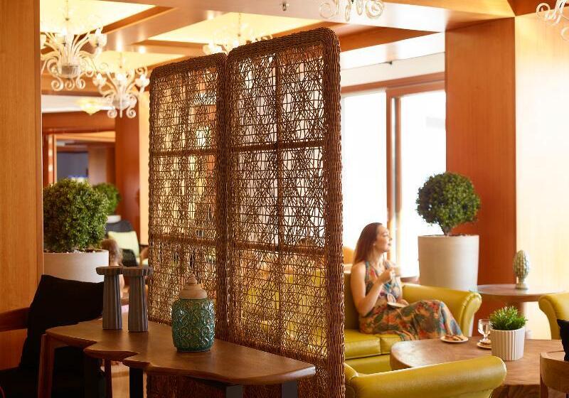 Отель Serita Beach