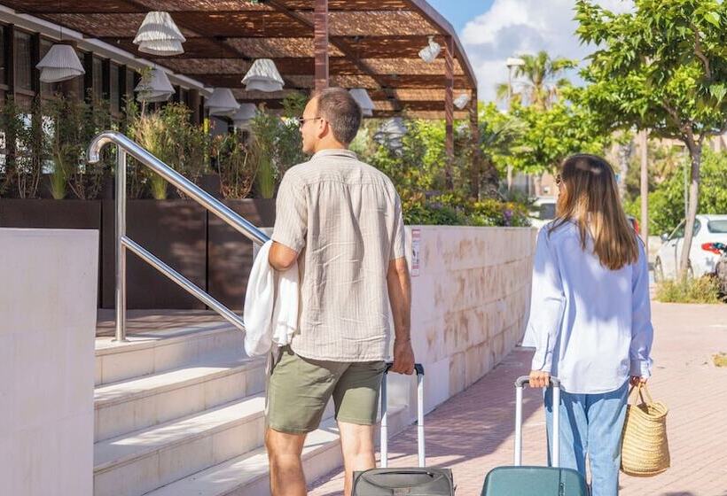 فندق Seth Port Ciutadella