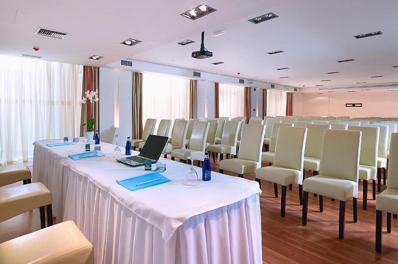 בית מלון כפרי Sissi Bay Resort