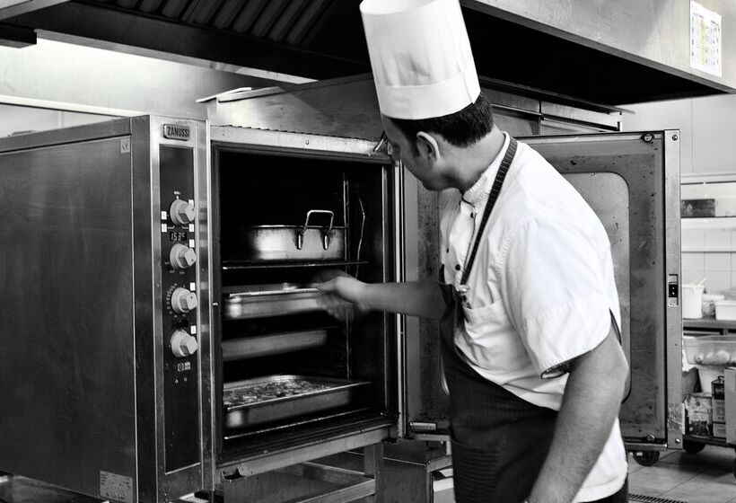 호텔 Princess Resort, Santikos Collection