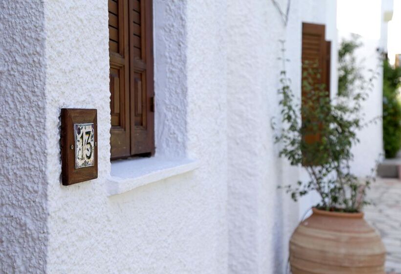 ホテル Skopelos Village