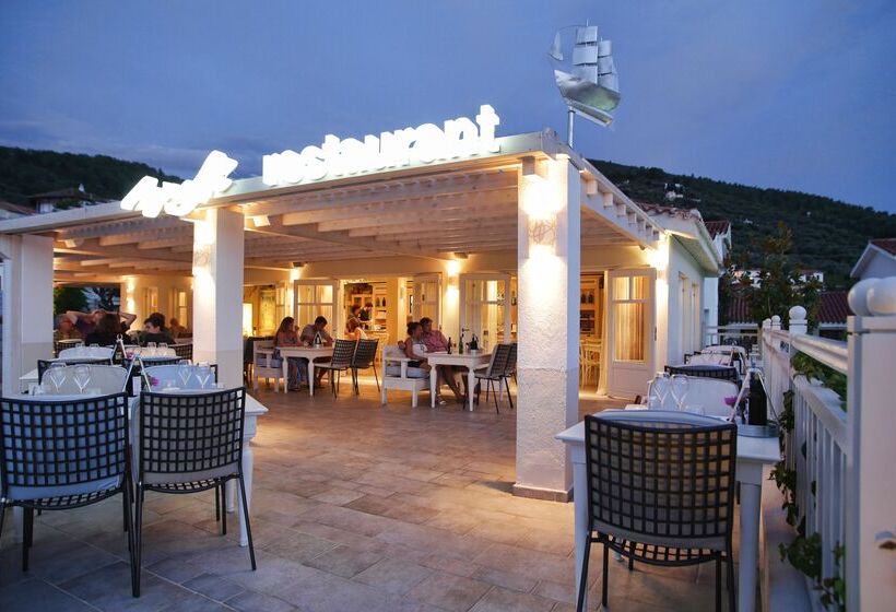 ホテル Skopelos Village