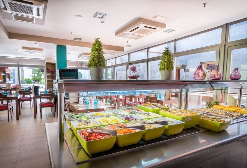 ホテル LIVVO Corralejo Beach