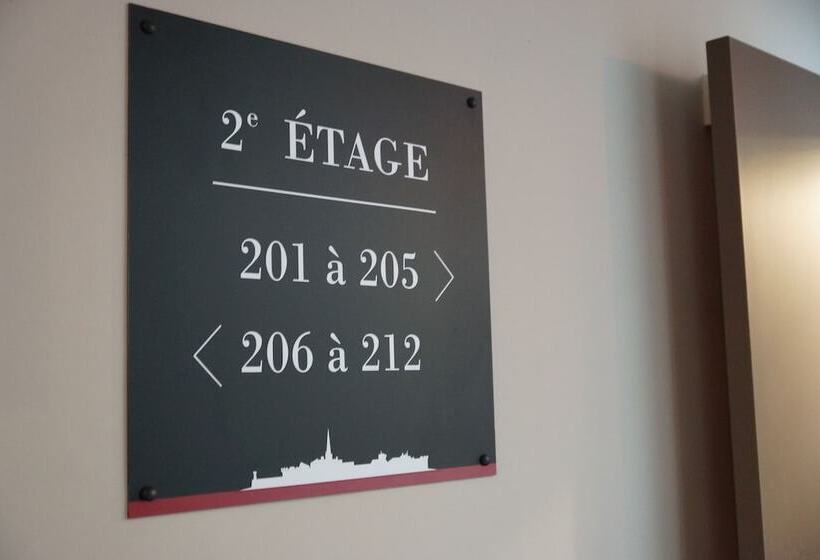 Отель Hôtel Des Marins